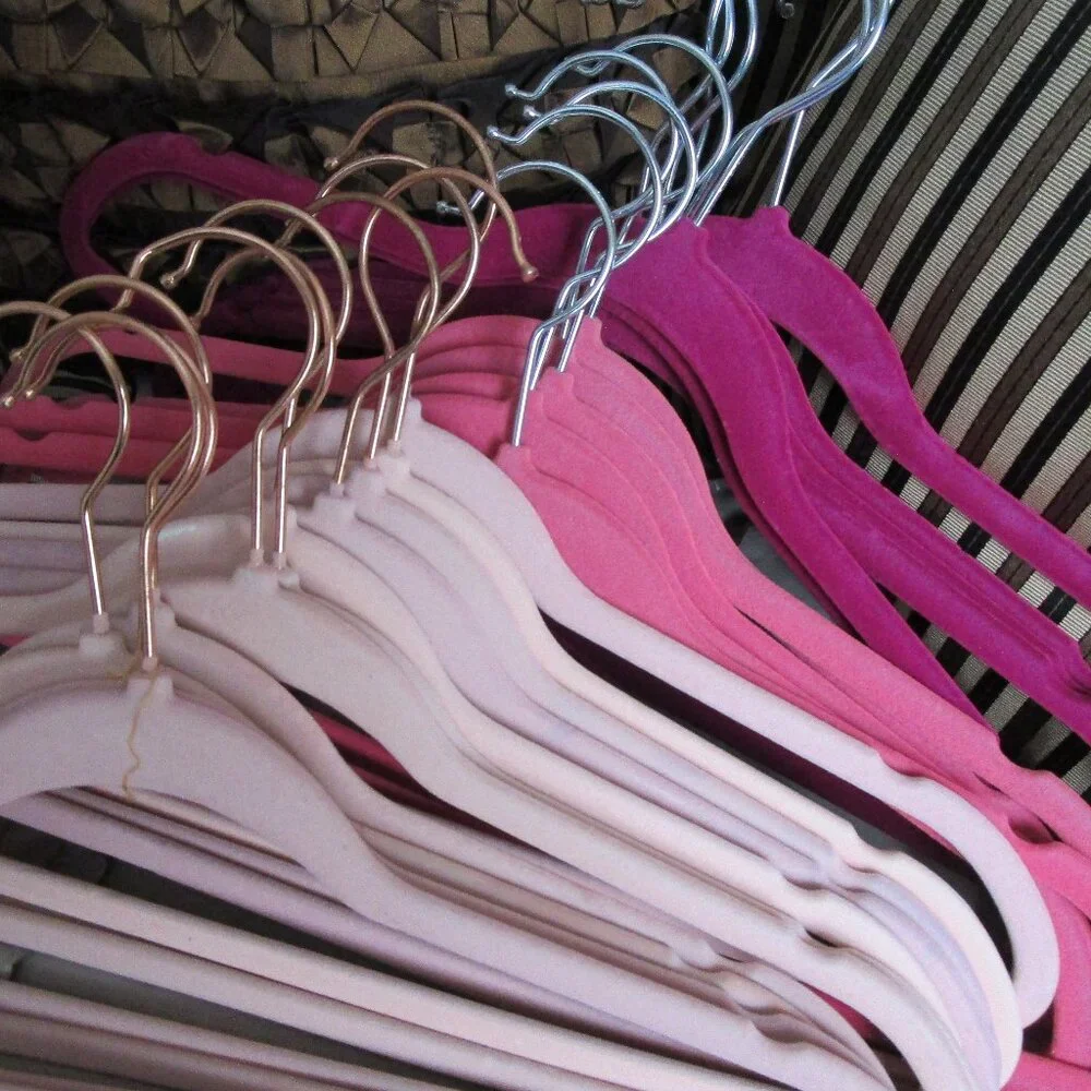 lot of velvet flocked hangers